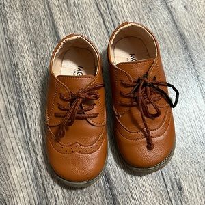 MG baby Moceen Classic Lace Up Oxford toddler dress shoes brown used size 10